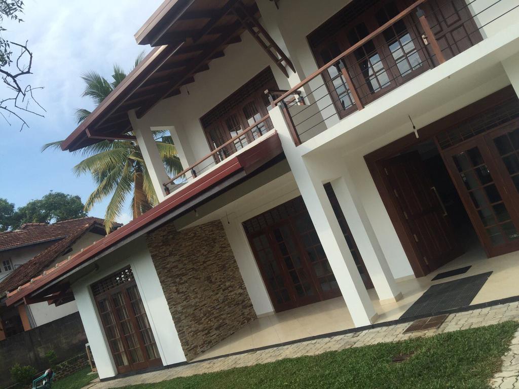 Hasara Villa One Polgasowita エクステリア 写真