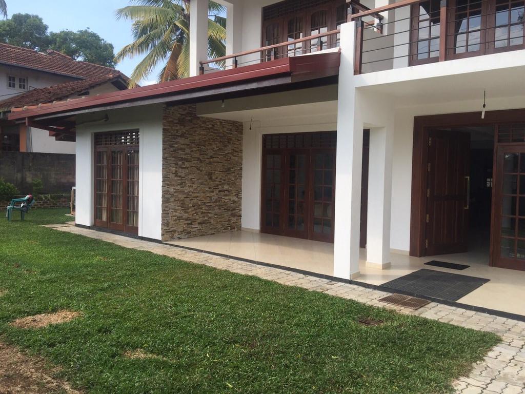 Hasara Villa One Polgasowita エクステリア 写真