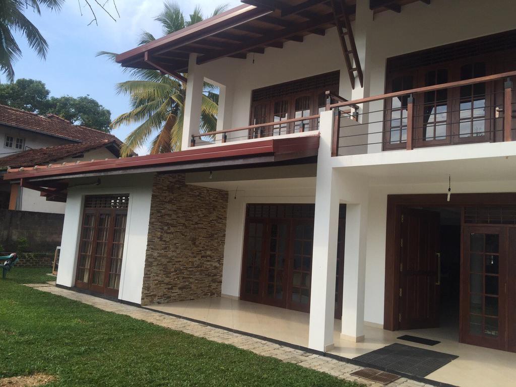 Hasara Villa One Polgasowita エクステリア 写真