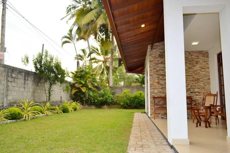 Hasara Villa One Polgasowita エクステリア 写真